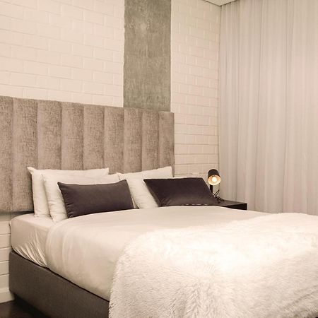 The Urban Hotel Лусака Екстериор снимка