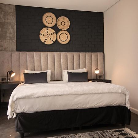 The Urban Hotel Лусака Екстериор снимка